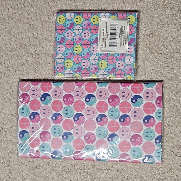 NWT Smiley Face Stationary Sticky Note Set & Pastel Glitter Pens; 3-Piece Bundle - Picture 3 of 9